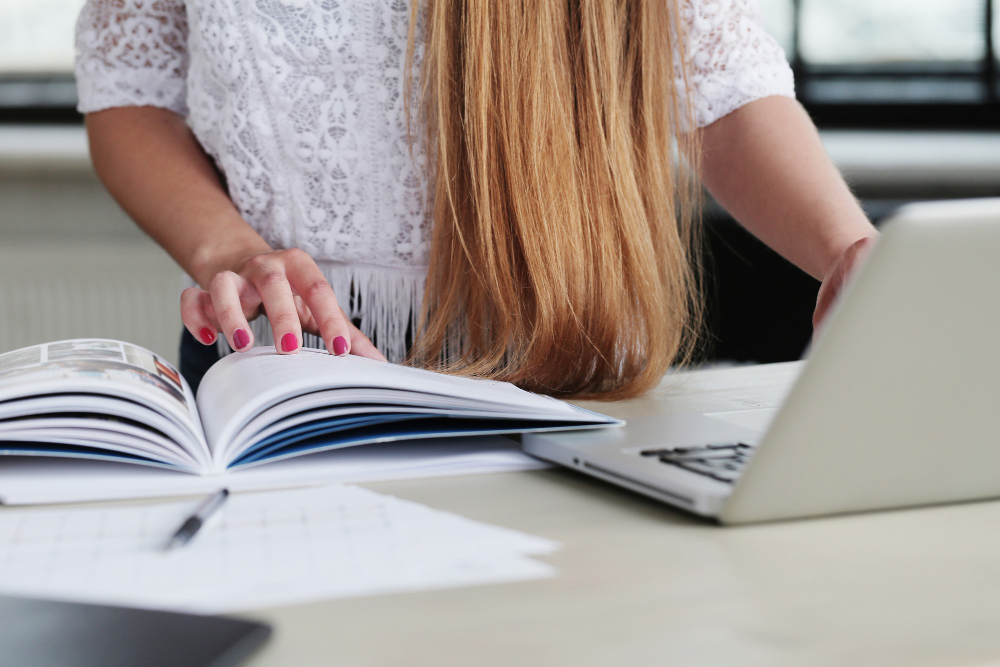 Verso la Perfezione Accademica: Scopri i Servizi di Elaborazione Tesi a Milano